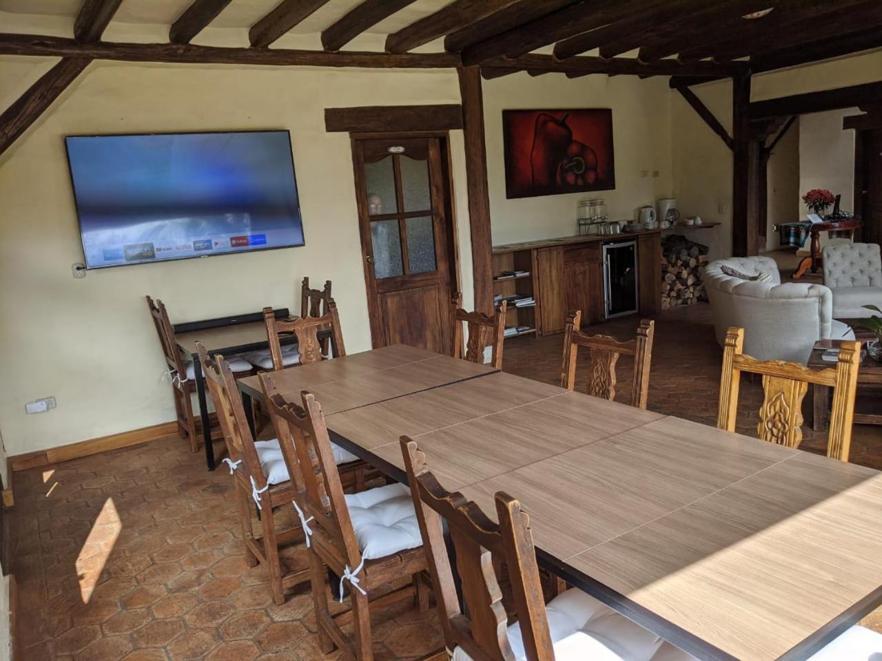 Ilatoa Lodge Quito Exterior photo
